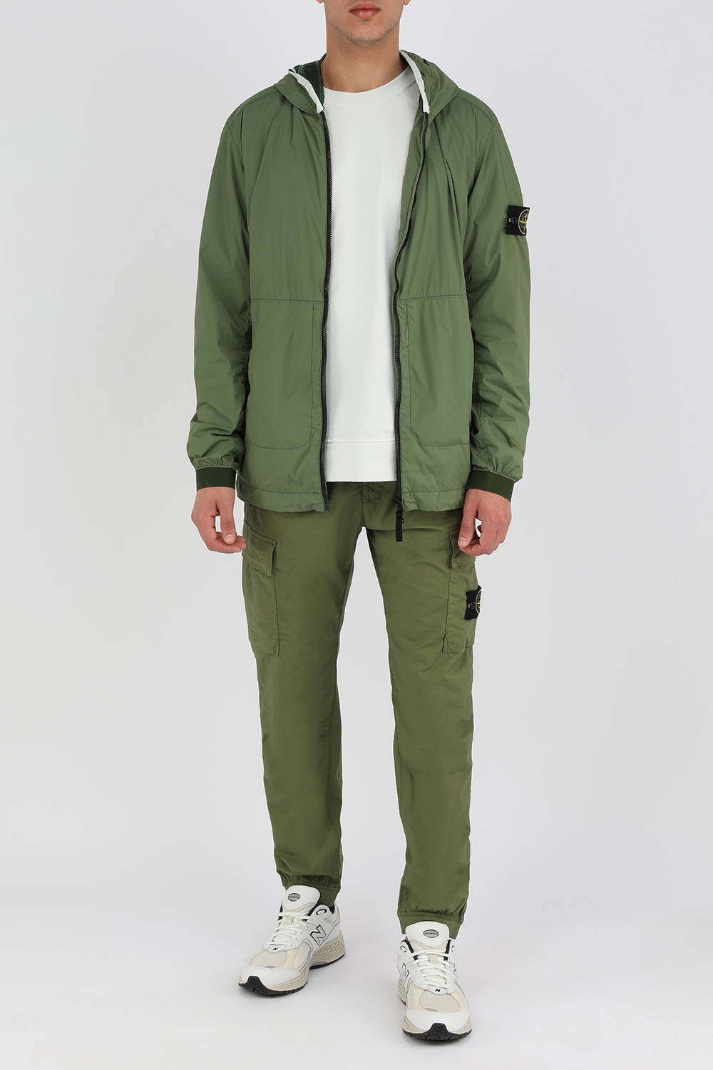 מעיל בומבר בגוון ירוק חאקי